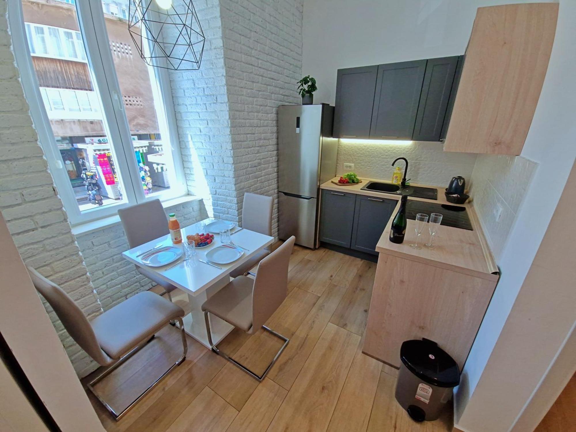 Lola'S Place Рийека Екстериор снимка