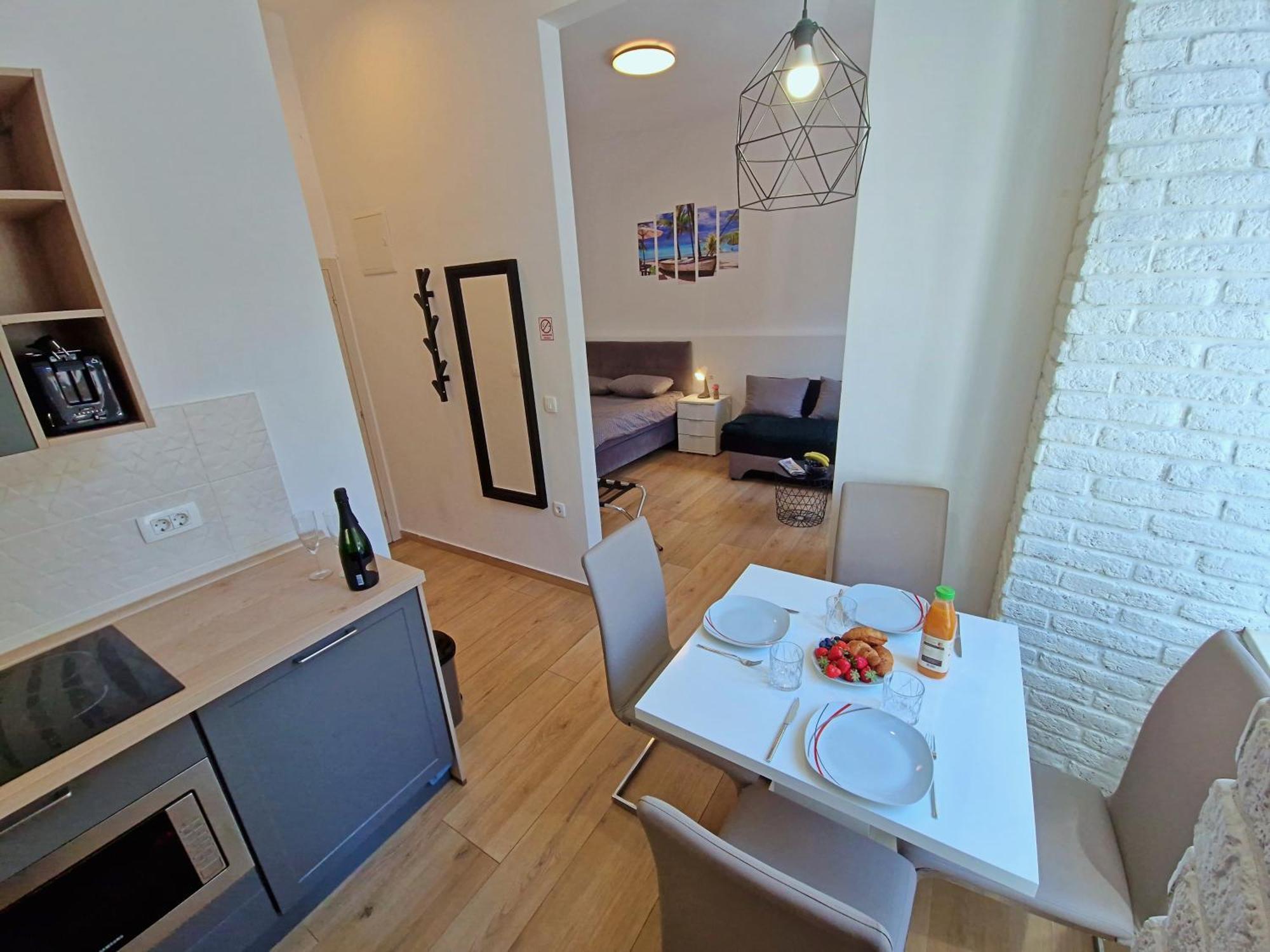 Lola'S Place Рийека Екстериор снимка